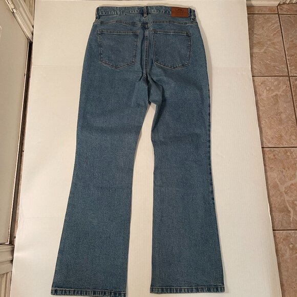 LAUREN JEANS CO. SIZE 12 MEDIUM WASH BLUE JEANS - Picture 2 of 6